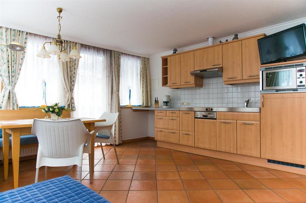Haus Angela Hotel Sankt Jakob in Defereggen Room photo